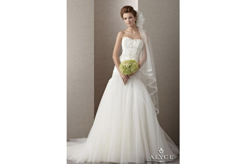 claudine for alyce bridal Style 7858