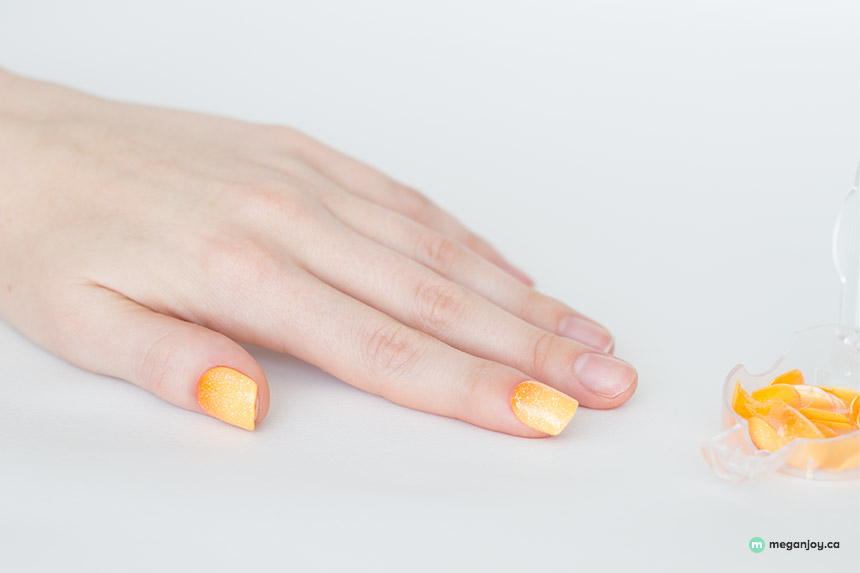 impress-press-on-manicure, ombre, tutorial, how-to, step-by-step, in-the-spotlight