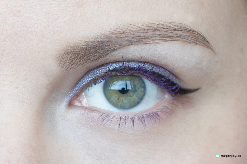 purple eye