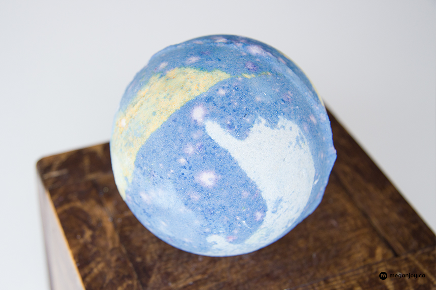 7 Days of LUSH: Day 5 – Shoot for the Stars Bath Bomb