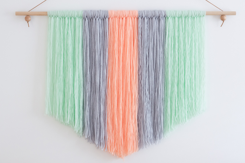 DIY Yarn Wall Hanging